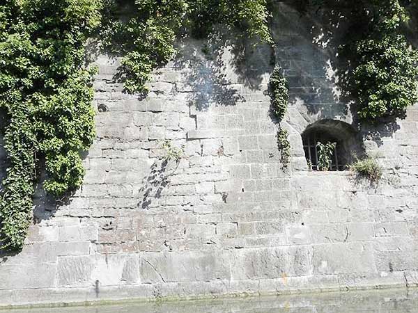 Mauerwerk aus dem 17. Jahrhundert